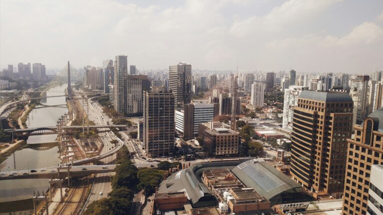 O mercado das imobiliárias nos últimos anos e o papel da tecnologia para faturar mais